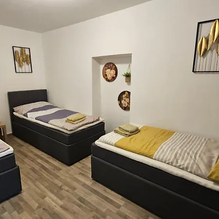 Kremstal Apartamento *